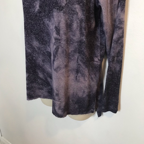 American Eagle Soft & Sexy Plush Sweatshirt Purple - Picture 3 of 9